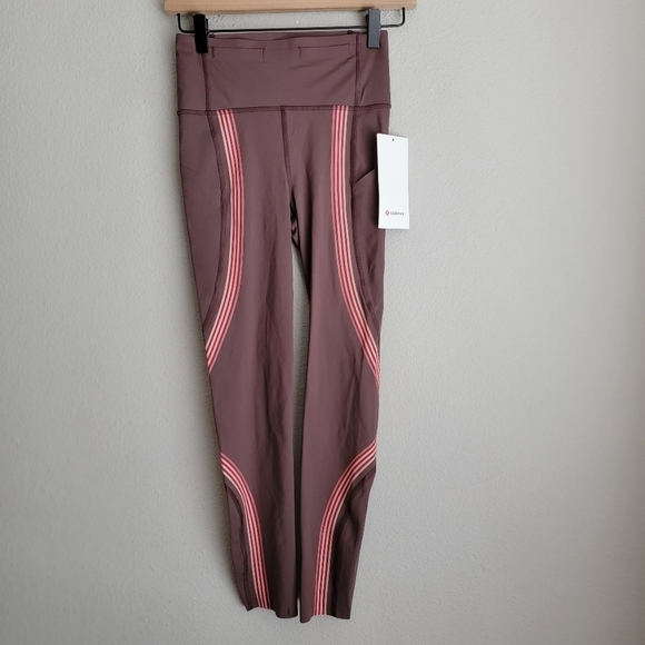 Lululemon Speed Light Tight 25" size 4 NWT - Picture 6 of 9